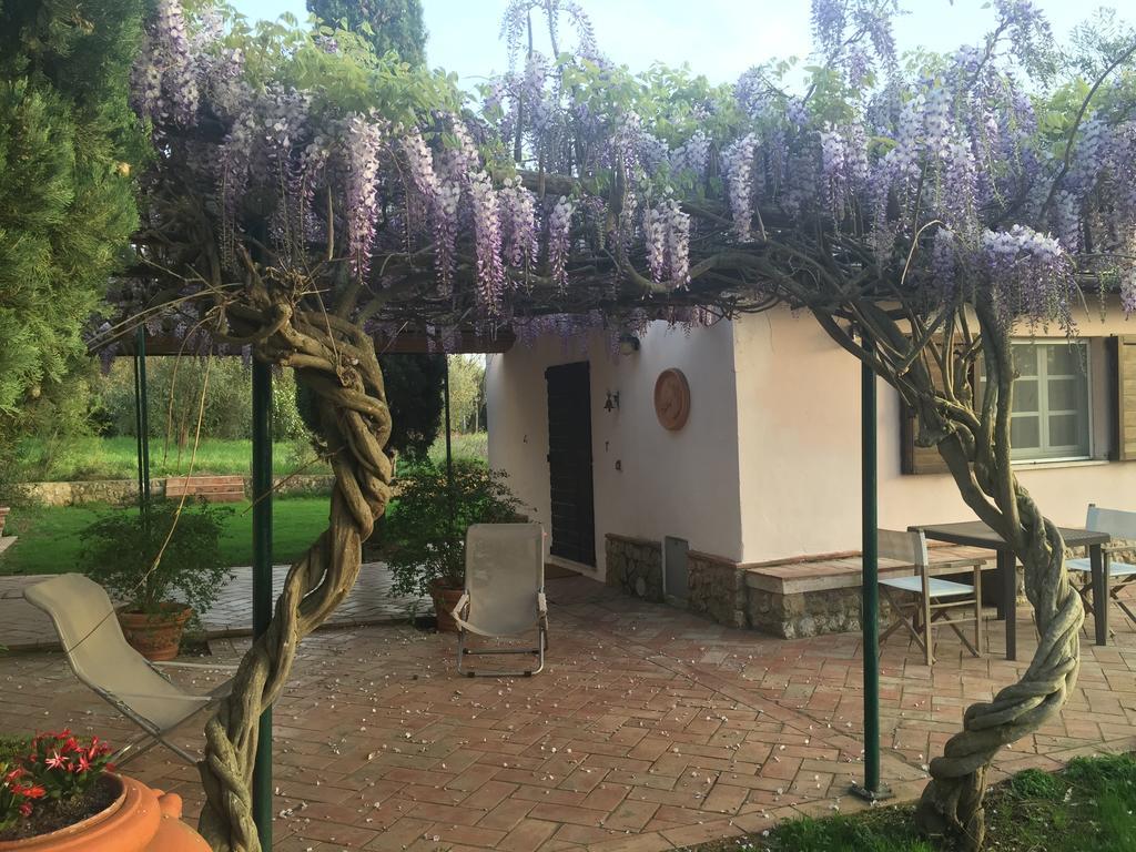 Casale Ai Poggi Guest House Orbetello Exterior photo
